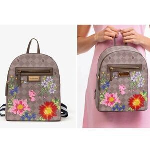 U.S. Polo Assn. | Bags | Nwt Us Polo Assn Floral Diamond  display picture 1